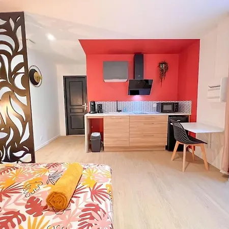 Holiday home Maison La Feuilleraie-8 Personnes-standing *