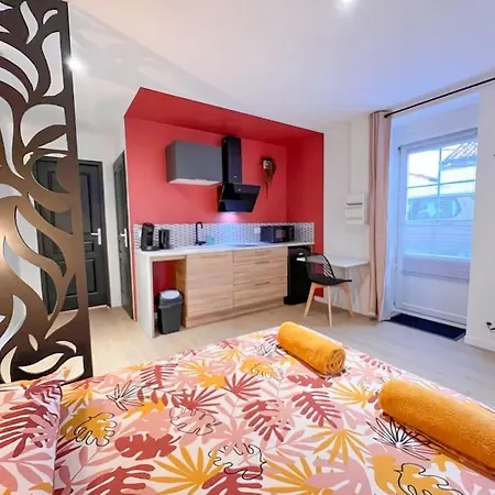 Holiday home Maison La Feuilleraie-8 Personnes-standing
