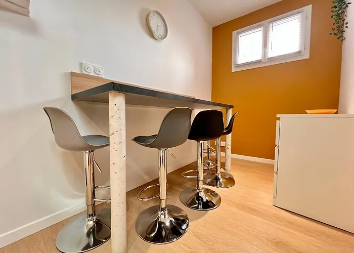 Maison La Feuilleraie-8 Personnes-standing * فونتيناي لو كومت